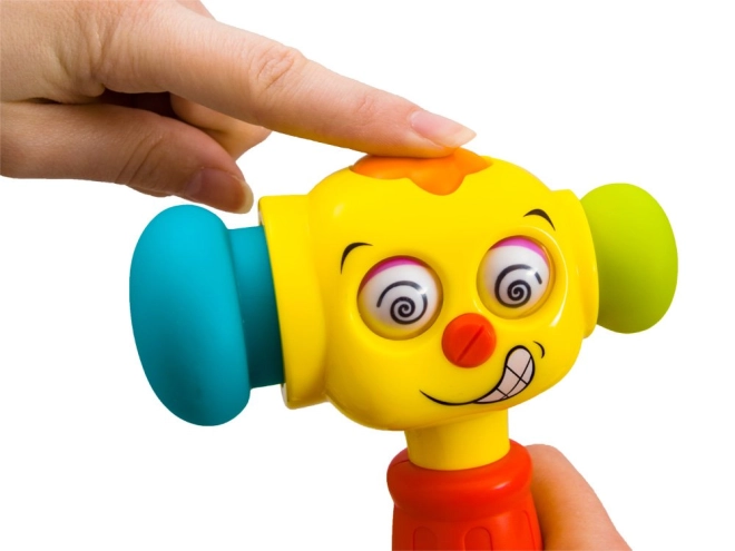 Față amuzantă cu expresie schimbătoare