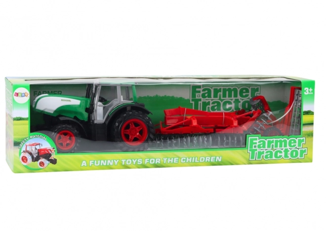 Tractor mare cu remorcă și accesorii pentru agricultură