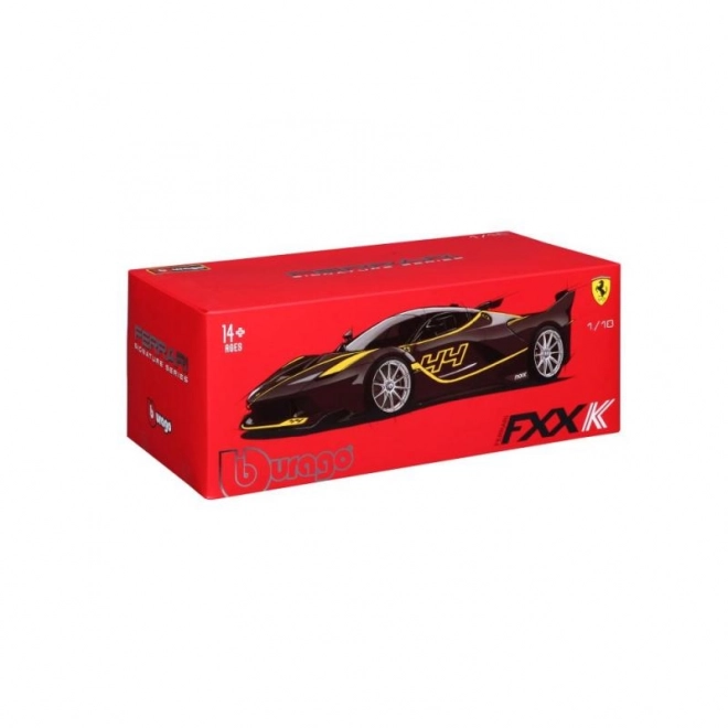 Model metalic Ferrari FXX K din seria Signature de la Bburago la scara 1:18