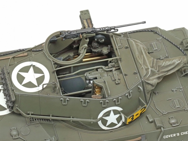 Modelul vânătorului de tancuri american M18 Hellcat