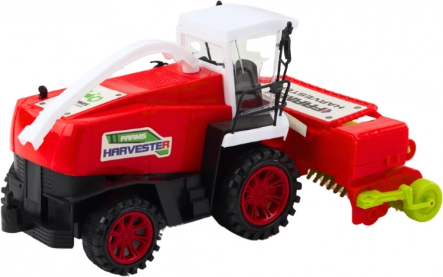 Combine agricol roșu cu tracțiune