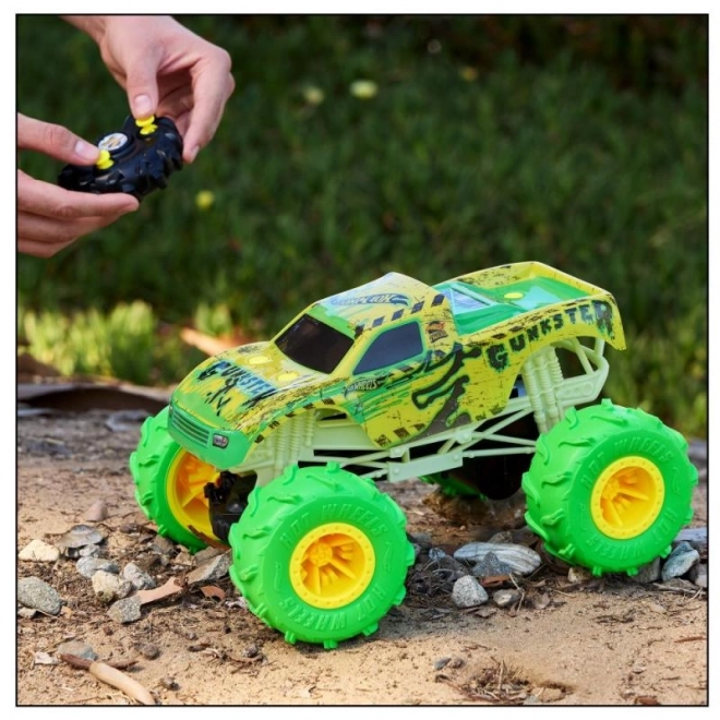 HW RC MONSTER TRUCKS GUNKSTER LUMINOS ÎN ÎNTUNERIC 1:15