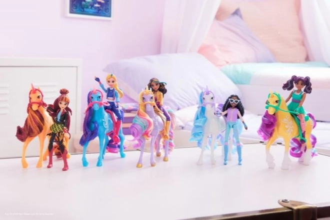 Set figurine Layla și Fulg de la Unicorn Academy