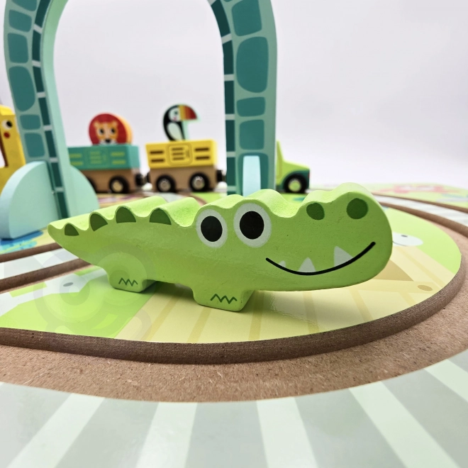 Tren de lemn cu tematică zoo de la Tooky Toy