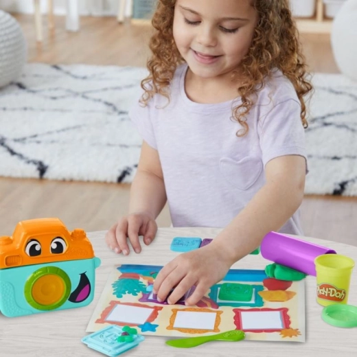 Portrete de animale și accesorii vesele