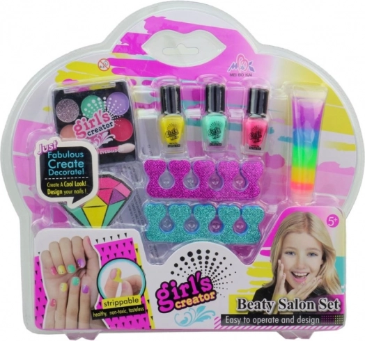 Studio cosmetic și de unghii pentru copii MaDe