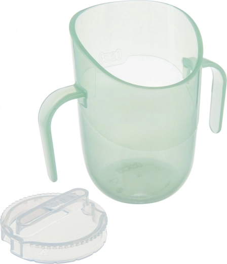 Crește odată cu copilul: din cană de antrenament în cană deschisă