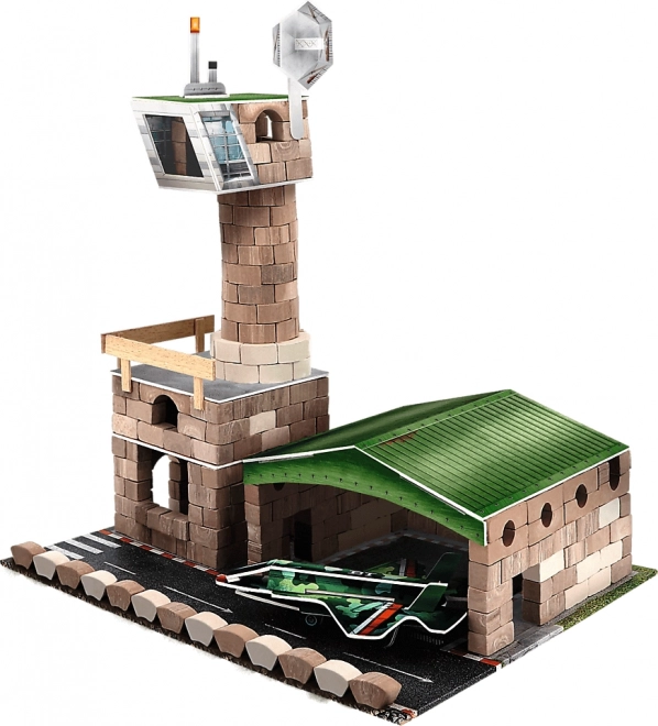 Trefel Brick Trick Moro: aerodrom militar XL
