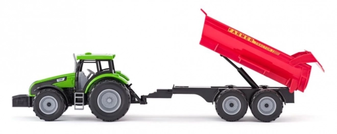 Tractor cu remorcă și taur