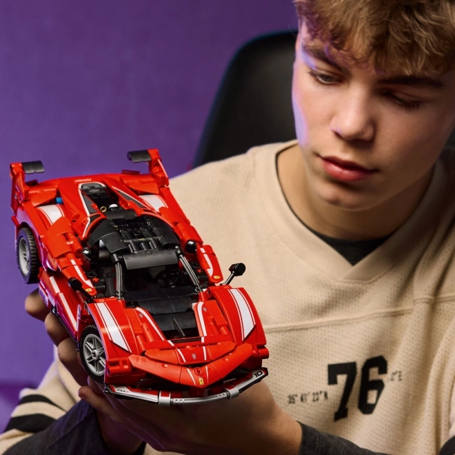 LEGO Technic Ferrari FXX K pentru copii
