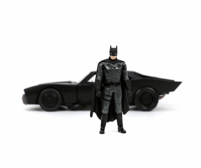 Batmobile metalic cu figurina Batman