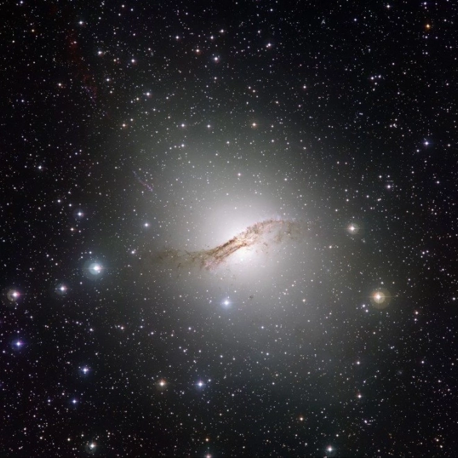 Puzzle pătrat Galaxia Centaurus A 1000 piese