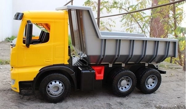 Camion Mercedes Giants Dump Truck Arocs