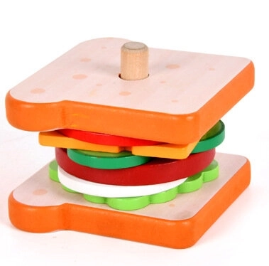 Jucărie sandwich din lemn cu rețete