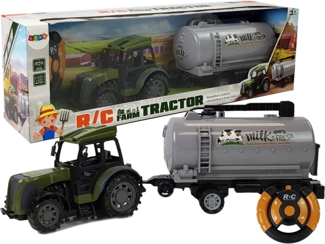 Tractor verde cu remorcă pentru lapte, cu telecomandă 2.4G