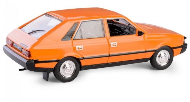 Povestea FSO Polonez model miniatură die-cast