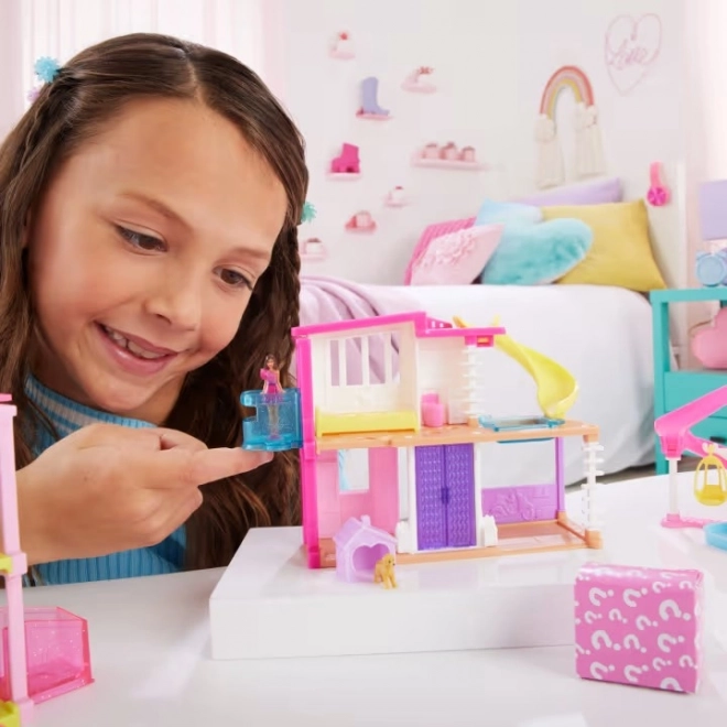 Casa de păpuși Barbie Mini Barbieland cu păpușă