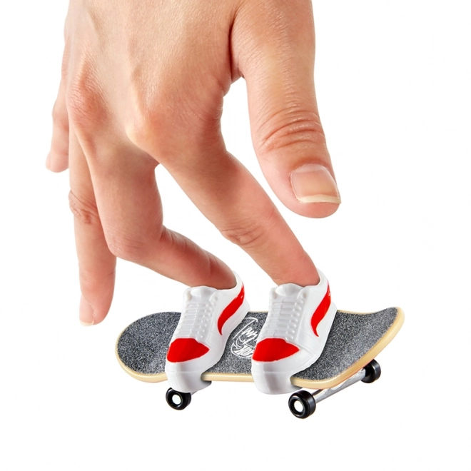 Set skateboard fingerboard pentru copii Hot Wheels