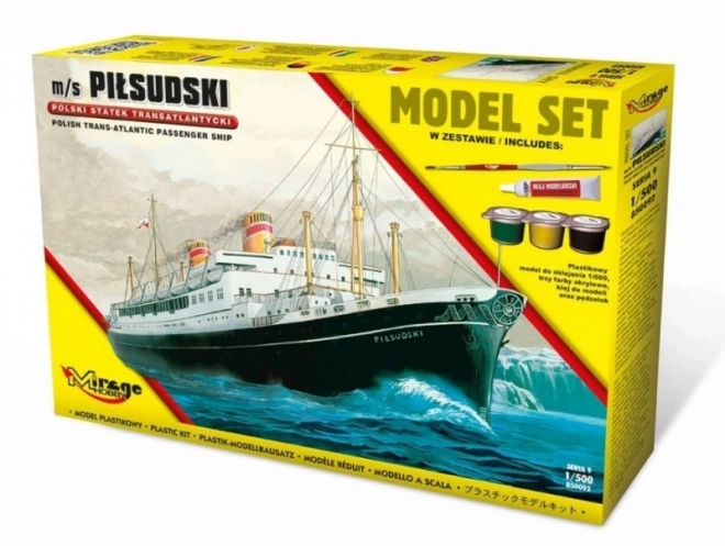 Model de nave m/s Piłsudski