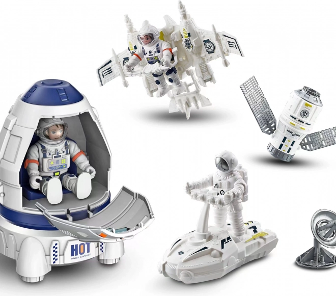 Set spațial cu rachetă și 2 figurine de cosmonauți