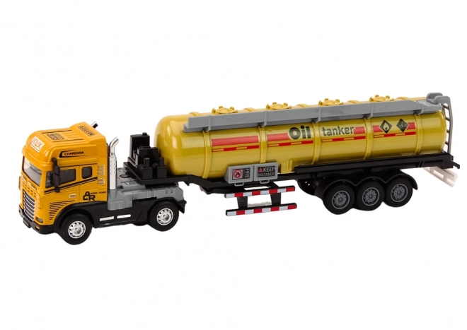 Cisternă Cu Combustibil Camion TIR 1:24 Cu Sunete și Lumini Galbenă