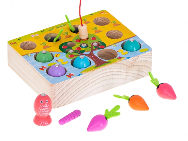 Joc magnetic Montessori pescuit de peștișori și insecte, morcovi de lemn