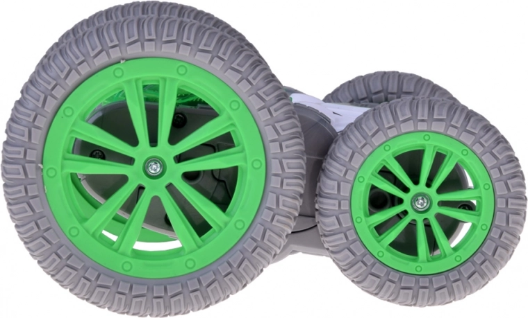 Tracțiune puternică și drift datorită roților mari