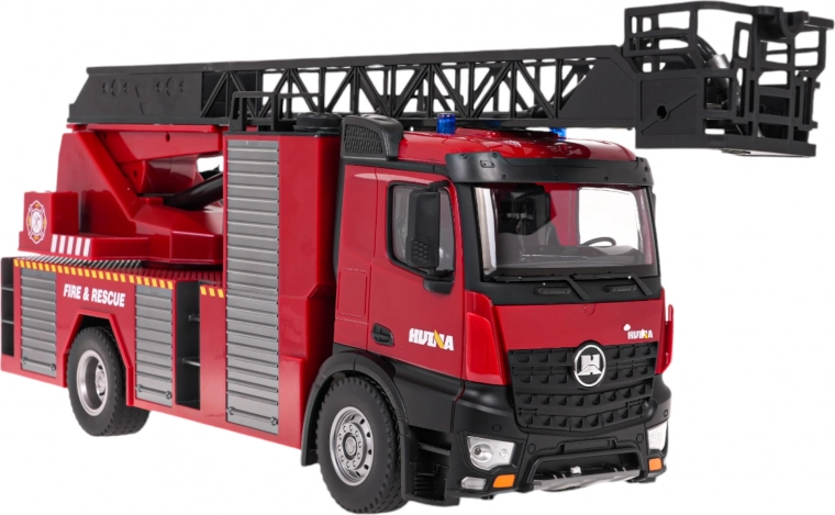 Acțiune realistă cu tun de apă funcțional