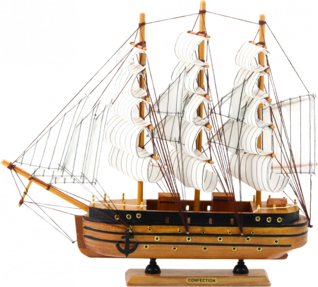 Model decorativ de velier istoric cu trei catarge alb 39x36cm