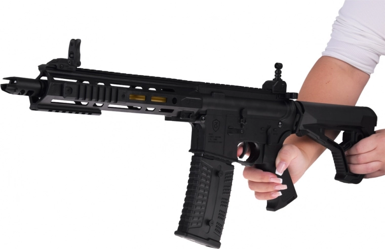 Design tactic realist