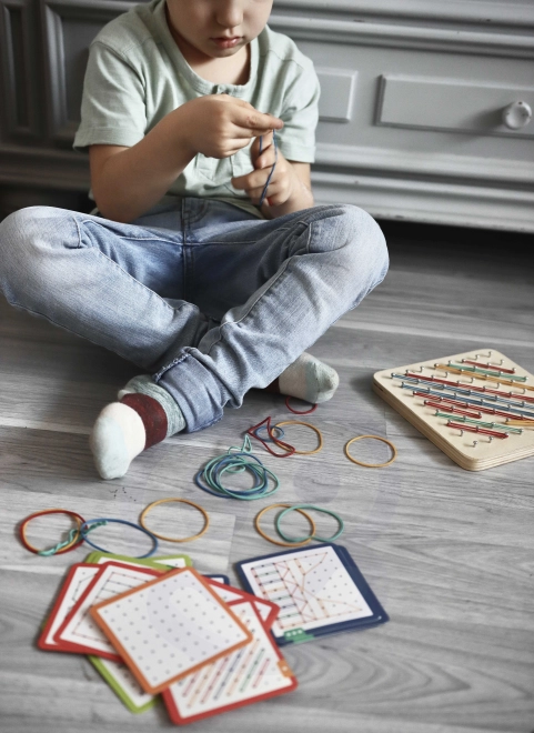 Jucărie educativă Geoplan cu elastice din lemn Woopie