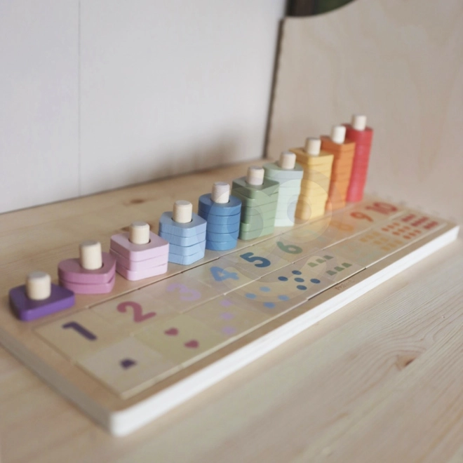 Abac din lemn și jucărie educativă Montessori de la PolarB