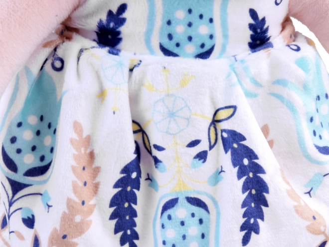 Păpușă din material textil Maja cu pălărie