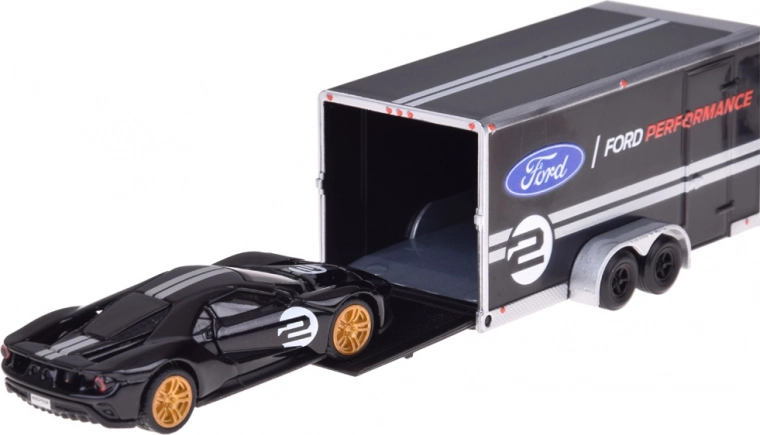 Remorcă funcțională cu rampă pentru încărcare