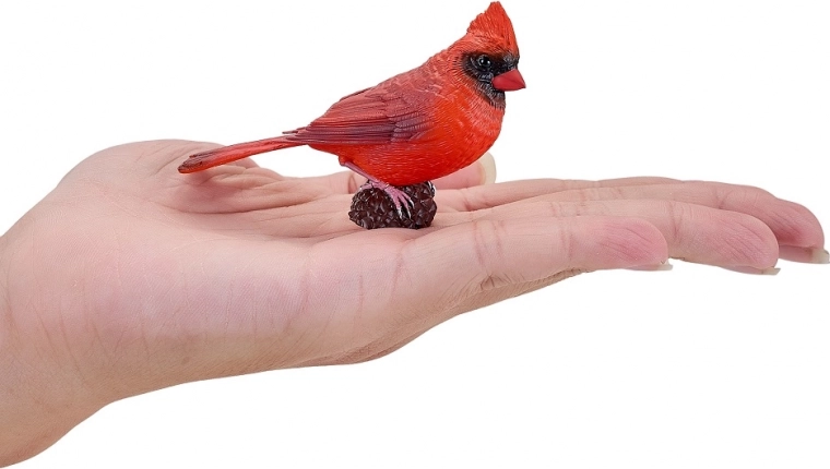 Dimensiune compactă pentru joacă și colecție