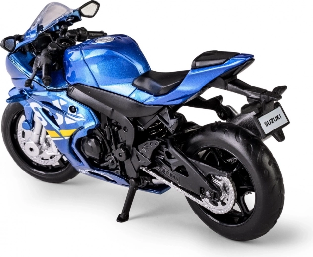 Execuție realistă la scara 1:18