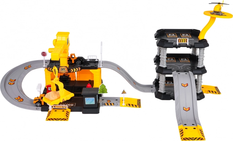 Parcare pe trei niveluri cu rampe