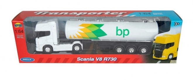 Camion cu cisternă Scania V8 R730