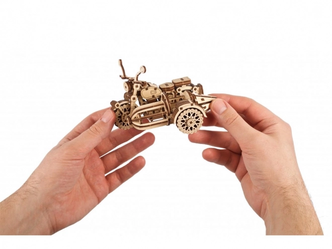 Puzzle mecanic din lemn 3D Ugears - camion militar