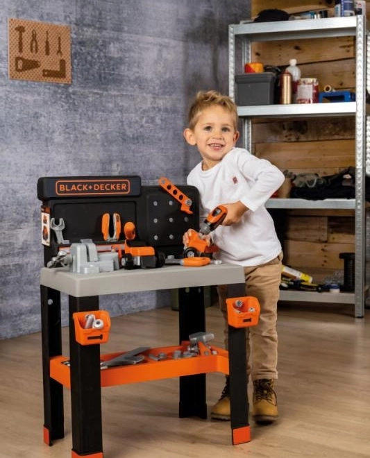 Atelier de Lucru Black+Decker Bricolo Pro pentru Copii