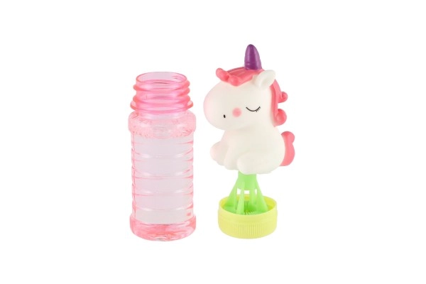 Design adorabil cu unicorn