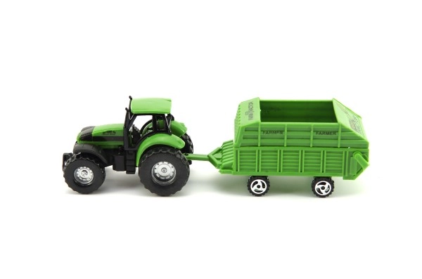 Tractor verde cu remorcă realistă