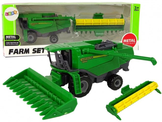 Combina agricolă cu secerătoare verde și galbenă