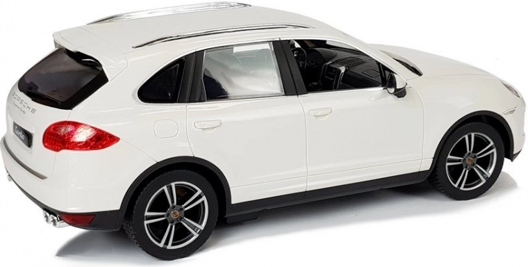 Execuție realistă a modelului licențiat