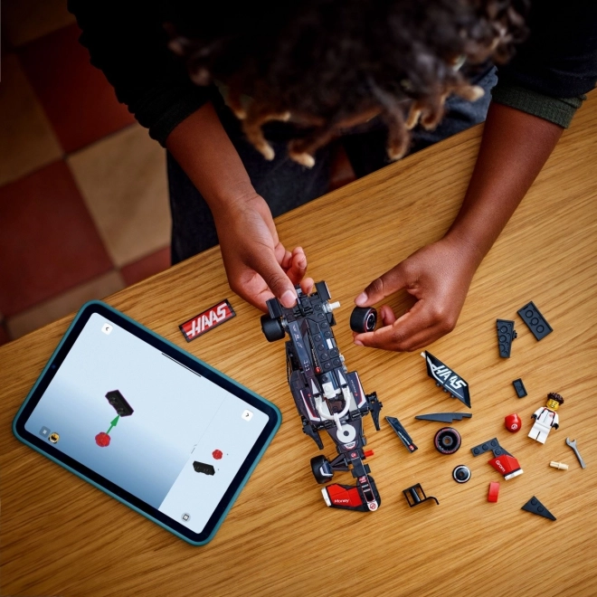 LEGO Speed Champions Haas VF-24