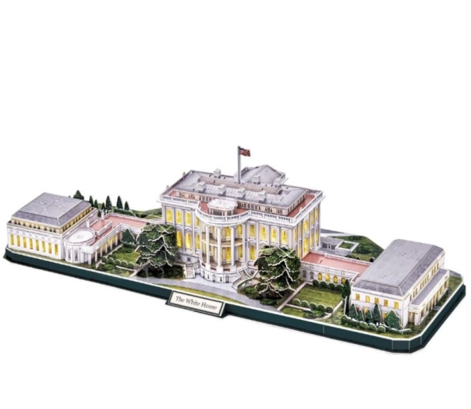 Detalii fidele și dimensiuni impresionante