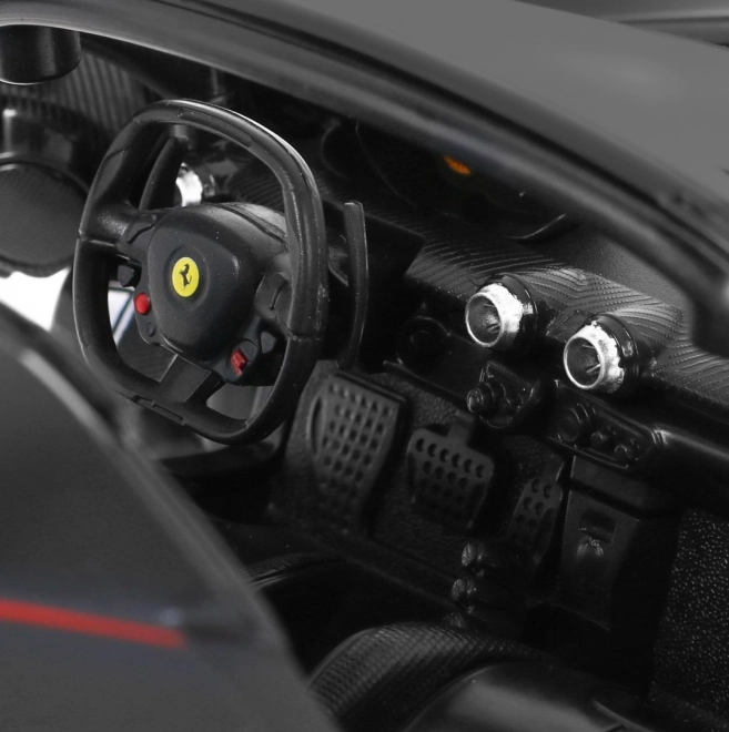 Ferrari LaFerrari Aperta jucărie auto RASTAR roșie 1:14 cu telecomandă