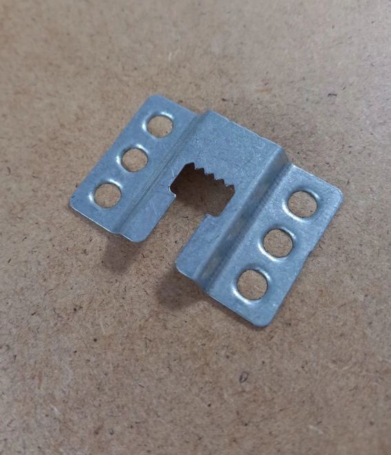 Ramă din plastic pentru puzzle A2 albă
