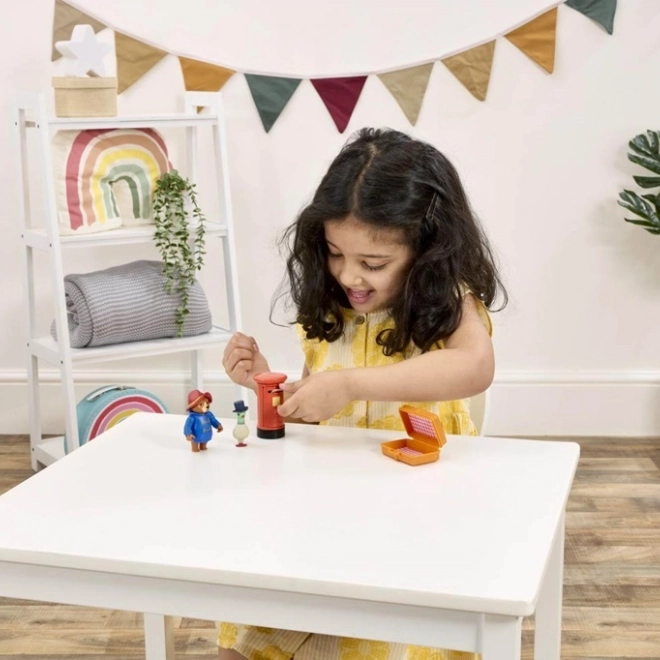 Rainbow Paddington și scrisorile pentru mătușa Lucy