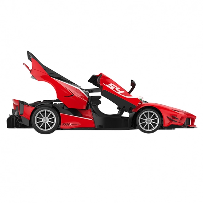 Mașină teleghidată Ferrari de la Rastar în set de asamblare, scară 1:18